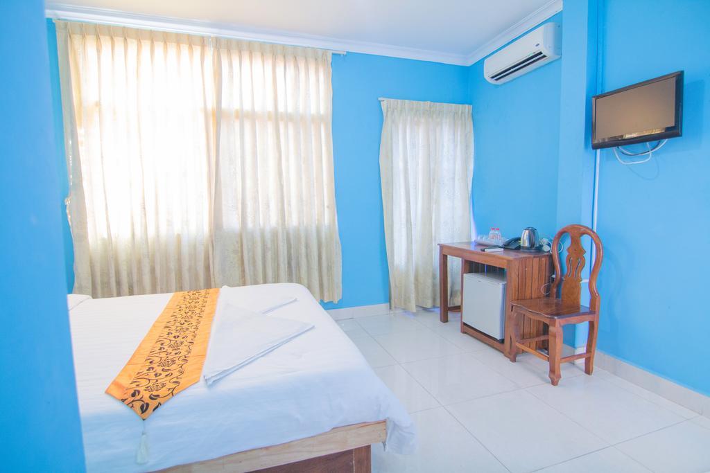 Kim Guesthouse Phnom Penh Esterno foto